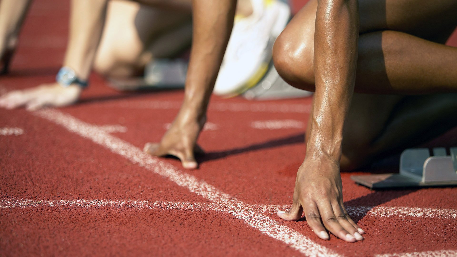 米兰体育下载-体育新闻中心发布赛事传播AI内容生成策略白皮书，体育新闻赛事报道标题大全